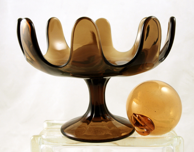 Art Glass Mod Centerpiece Bowl in Nutmeg
