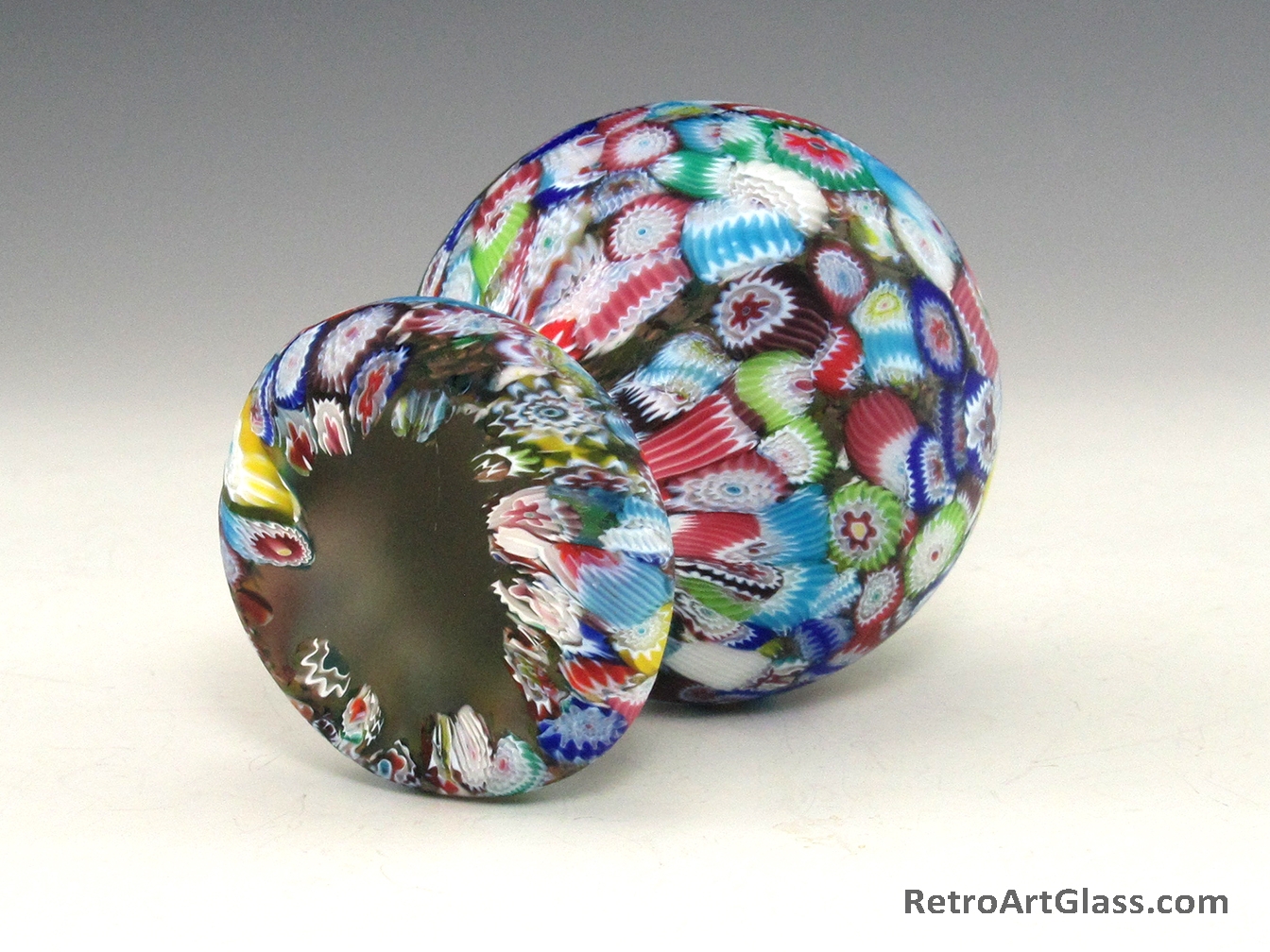 Vintage Italian Close-Pack Millefiori Art Glass Pedestal Paperweight - Image 6