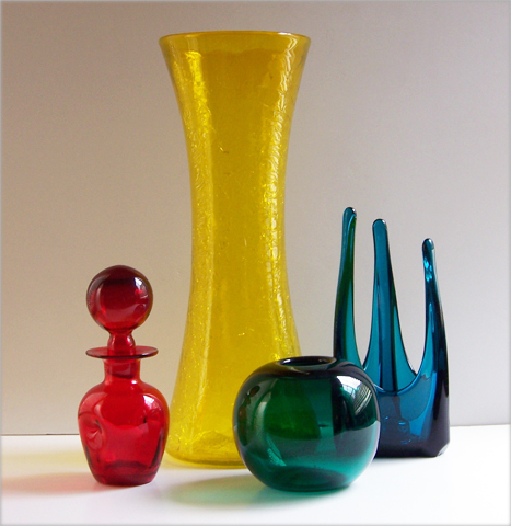 Big Blenko Art Glass Jonquil Crackle Waisted Floor Vase - Image 3