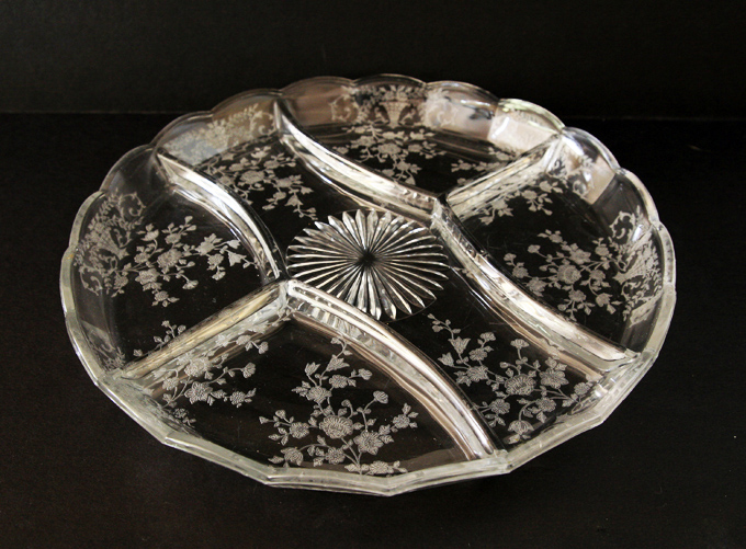 Elegant Depression Glass Server Cambridge Portia