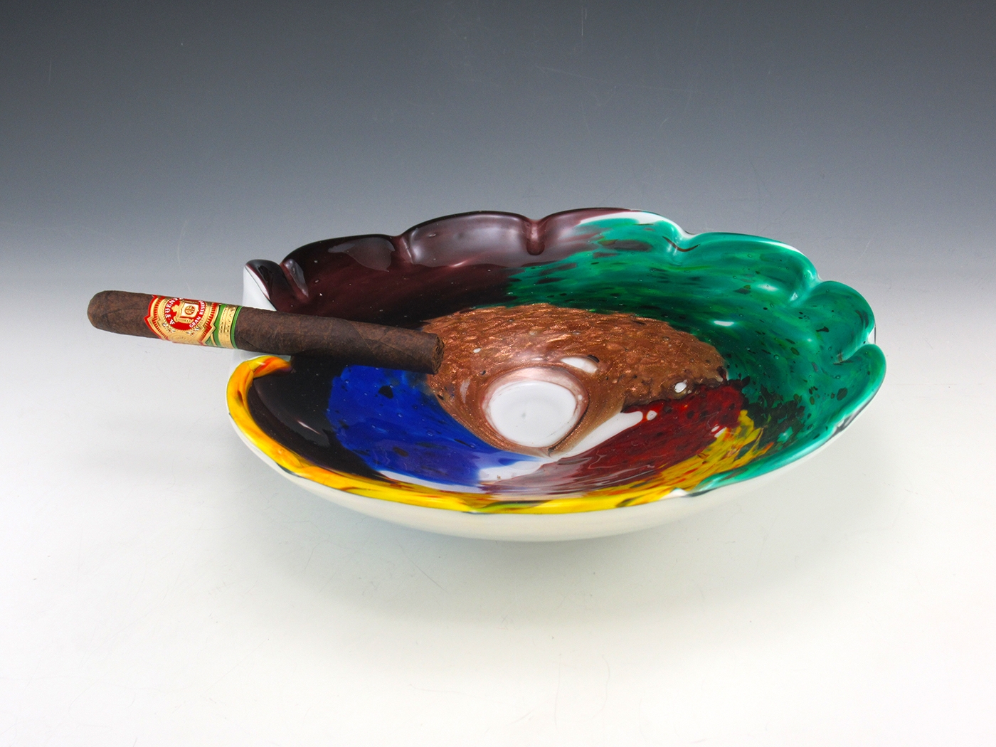 Dino Martens Oriente by Toso Cased Art Glass Bowl - Image 4