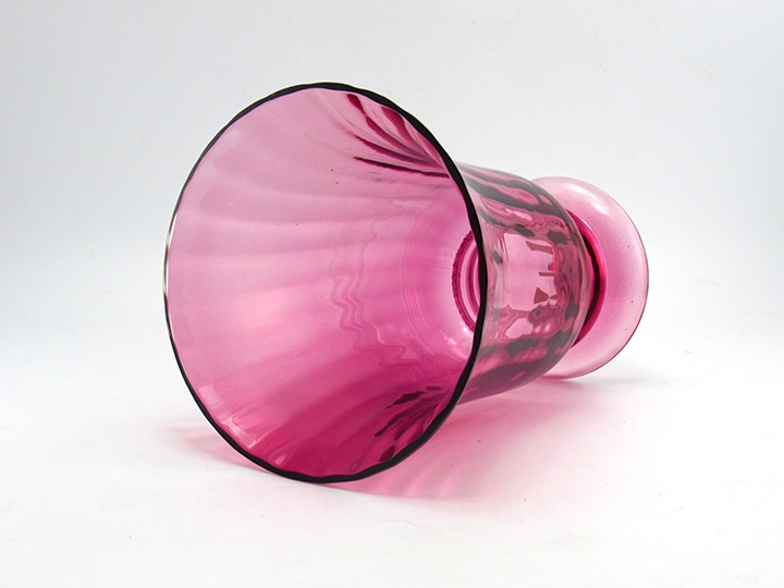 Large Vintage Cranberry Glass Vase by Pilgrim, USA - Image 5