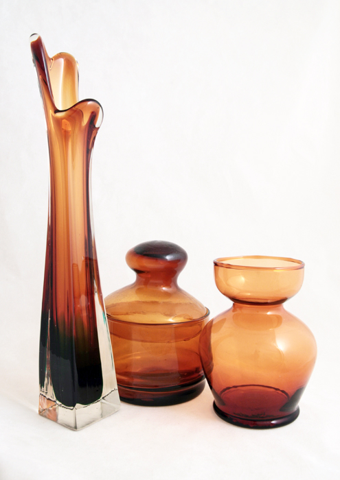 Early Blown Glass Canister in Chestnut Brown - Image 2