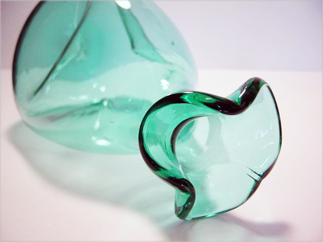 Early Sea Green Glass Blenko Pinch Glass Set - Image 2
