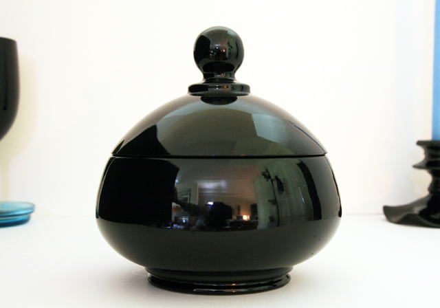 Art Deco Covered Bowl in Opaque Black by Westmoreland