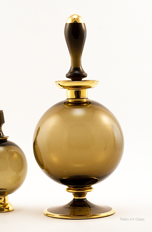 Fine Bohemian Blown Glass Double Bubble Decanter Bottle - Image 2