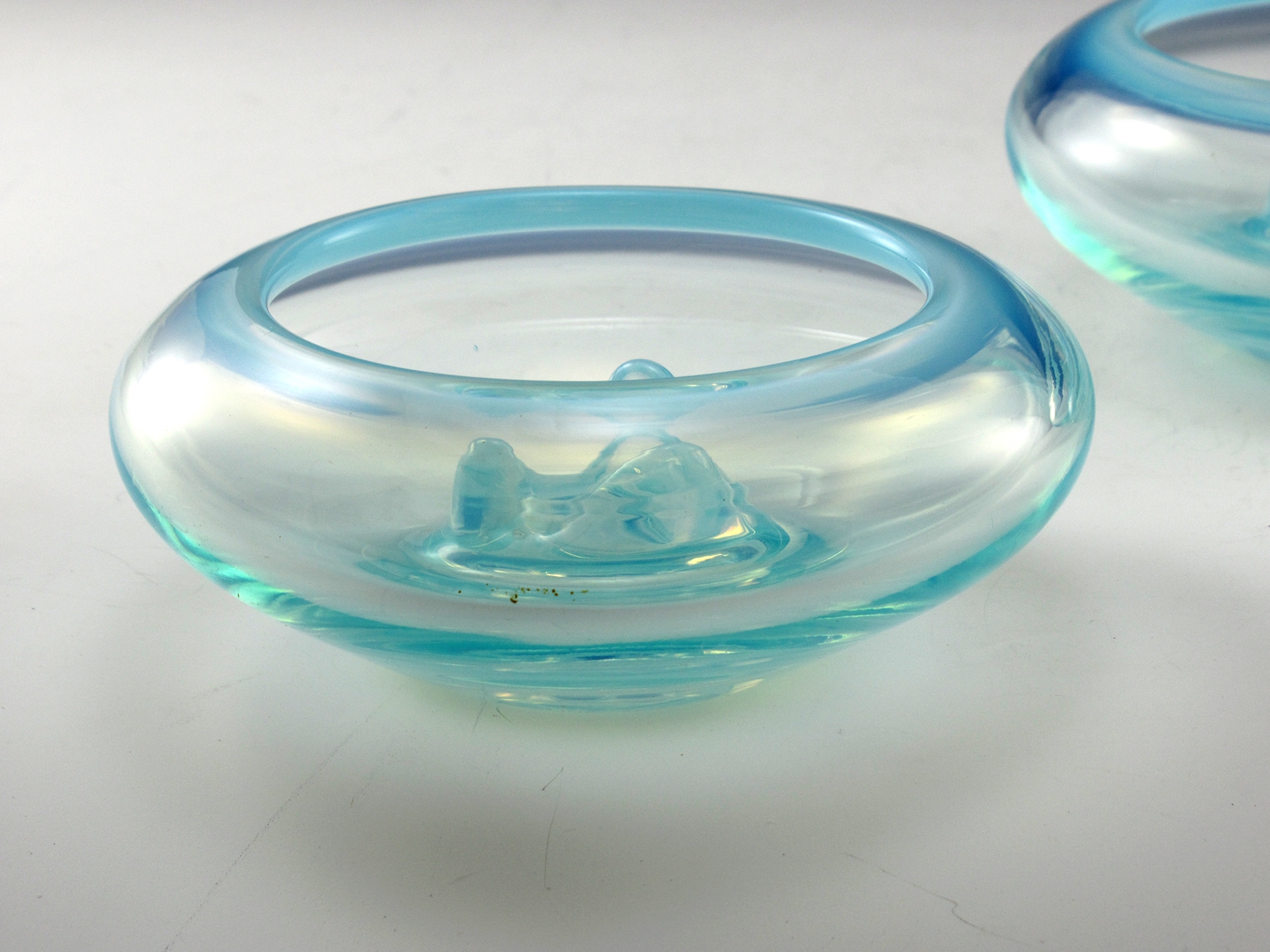 Fostoria Seascape Set of Mid-20th Century Modern Candle Bowls - Image 5