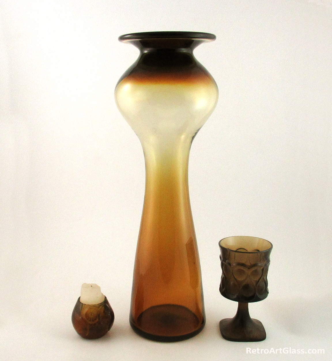Greenwich Flint-Craft Art Glass Burnt Honey Floor Vase - Image 2