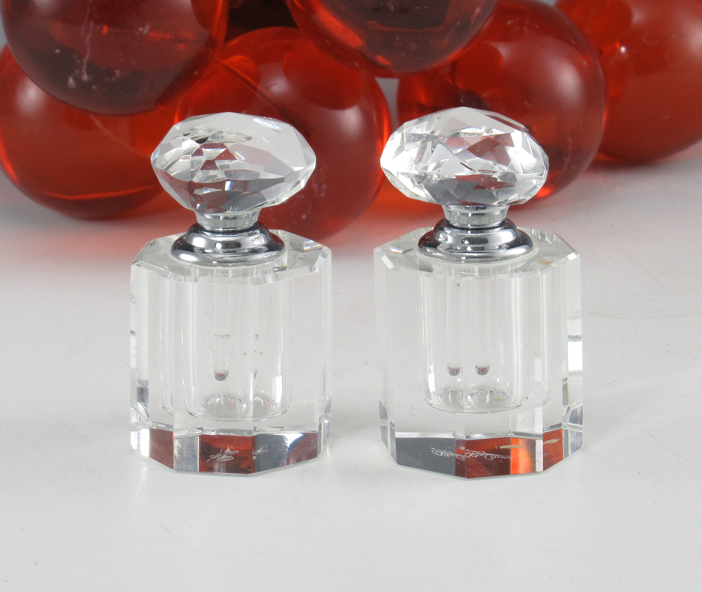 Oleg Cassini Jackie Kennedy Cut Crystal Perfume Set - Image 2