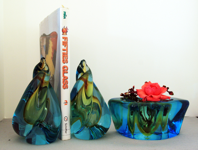 Large Vintage Murano Sommerso Glass Paperweight Vase - Image 2