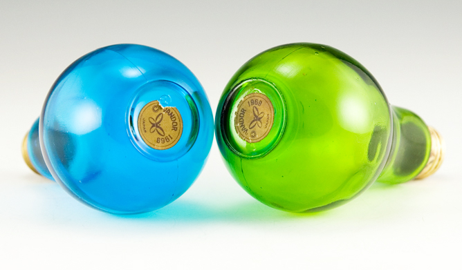 Hippy Era Light Bulb Shaker Bottles Made in 1969 - Image 3