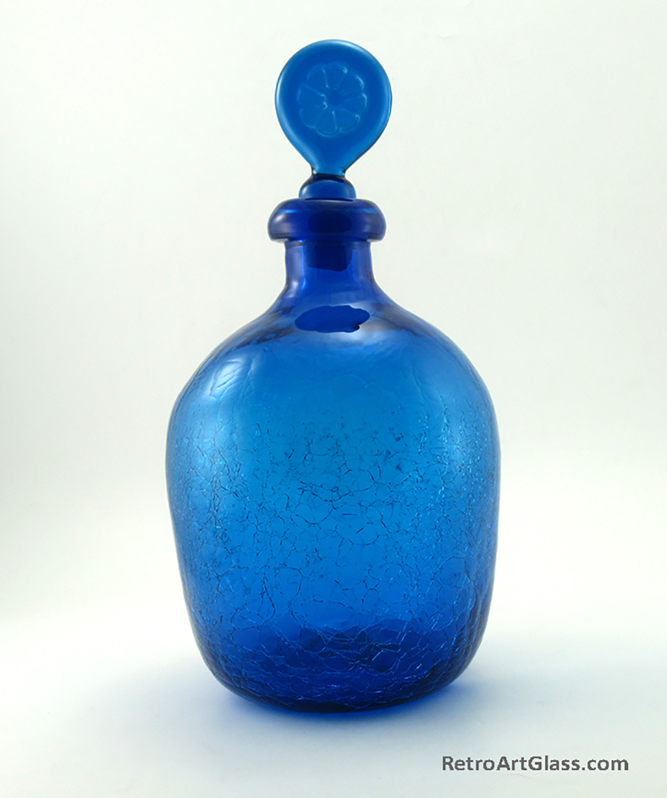 Mid-Century Modern Art Glass Decanter with Stopper in Blue Crackle - Image 4