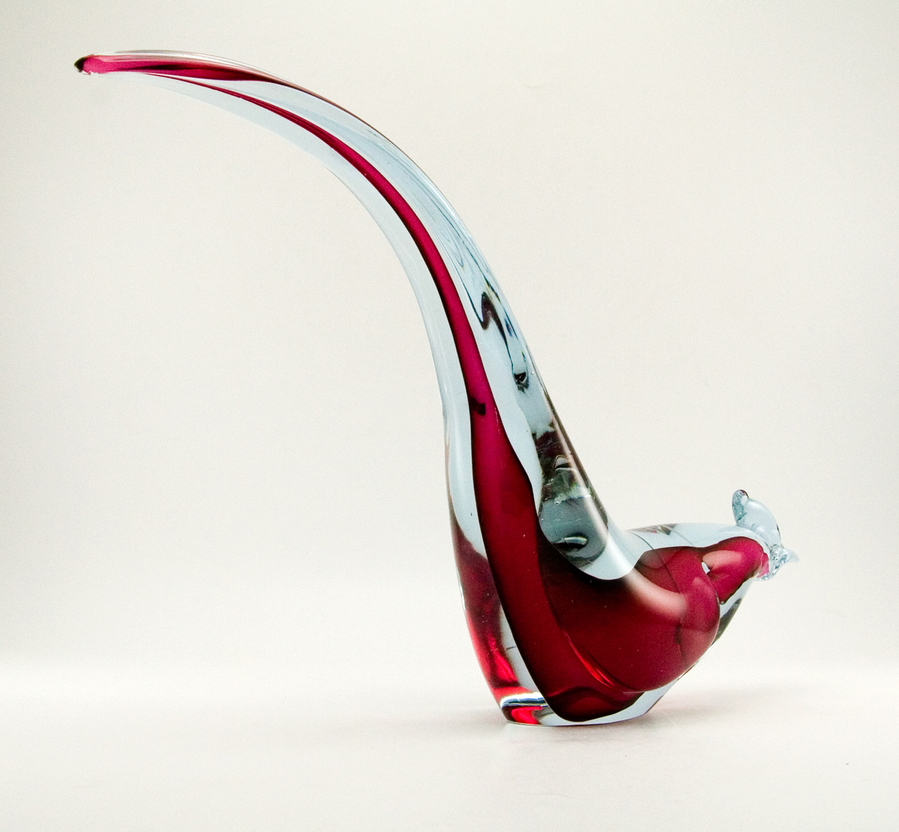 Big Vintage Art Glass Bird in Cranberry and Lilac - Image 4