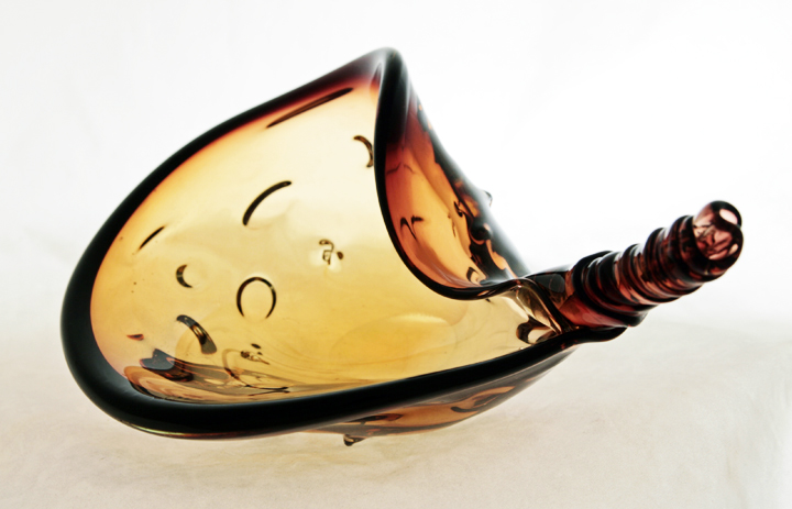 Hand Formed Shell Bowl Murano Glass - Image 3