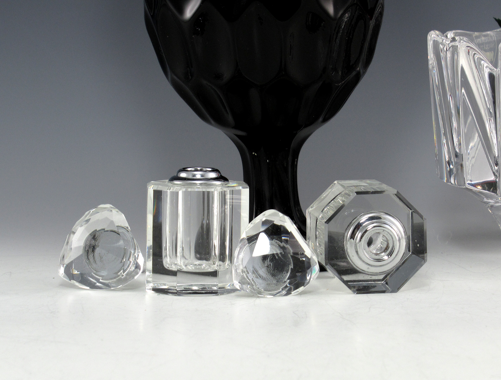 Oleg Cassini Jackie Kennedy Cut Crystal Perfume Set - Image 3