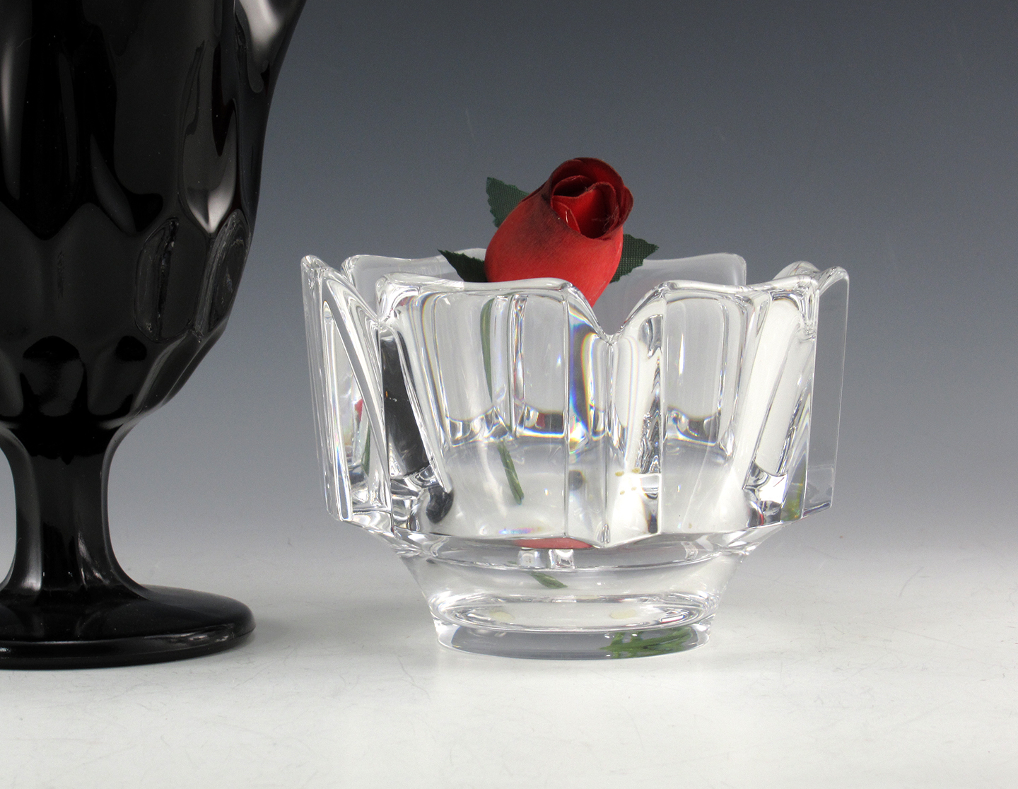 Orrefors Crystal Corona Occasional Bowl with Engraved Signature - Image 3