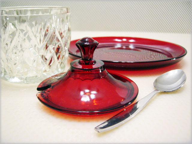 Royal Ruby Marmalade Jar & Plate - Image 3