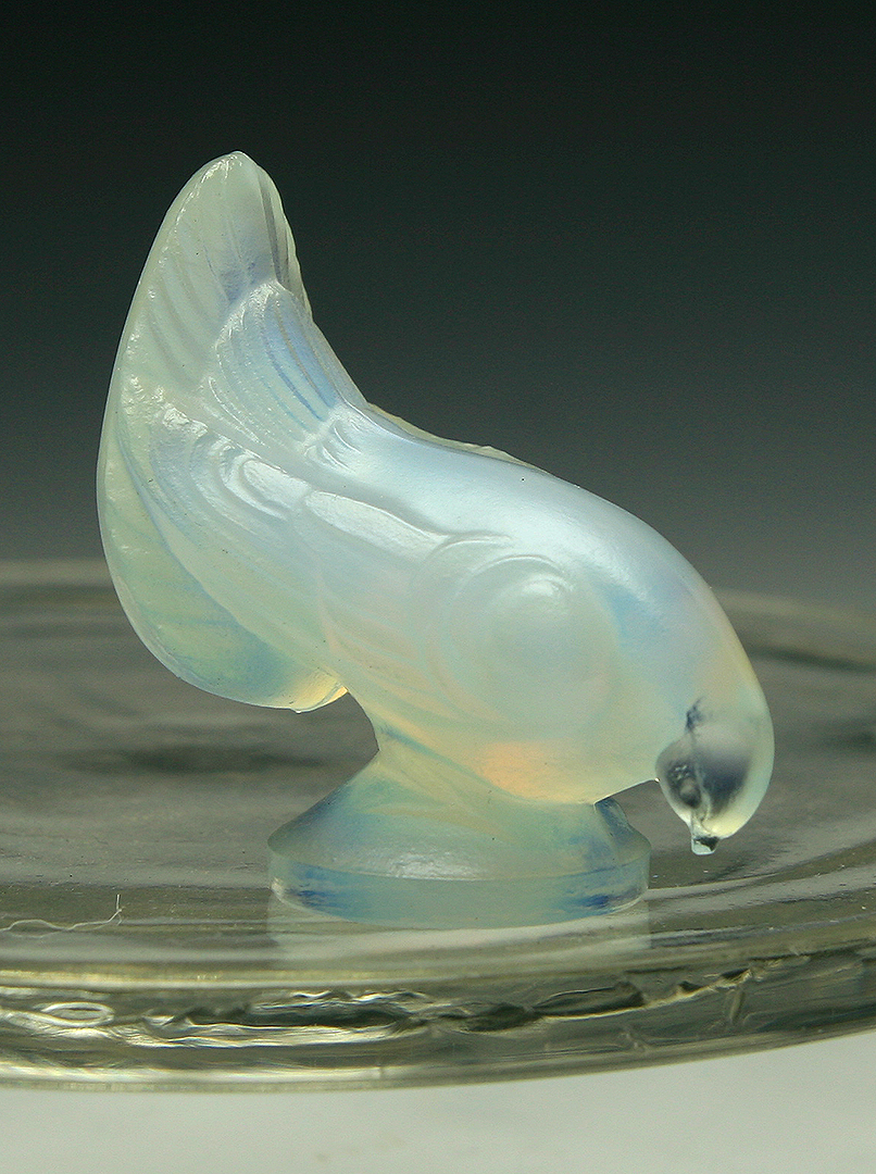 Vintage Sabino Opaline Art Glass Dove Head Down