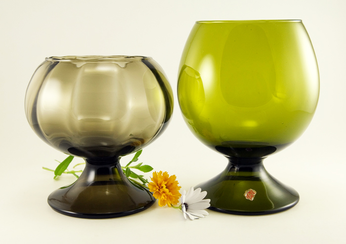 Mid-Century Murano Glass Oversize Goblet Vase - Image 3