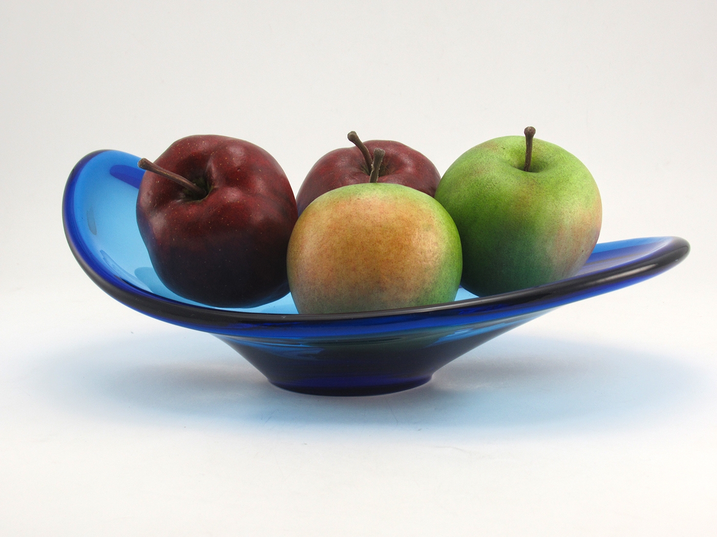 Swedish Modern Glass Bergdala Form Oblong Bowl - Image 3