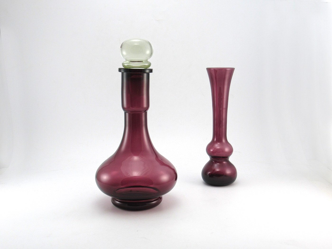 Blown Glass Decanter in Amethyst with Crystal Ball Stopper - Image 2