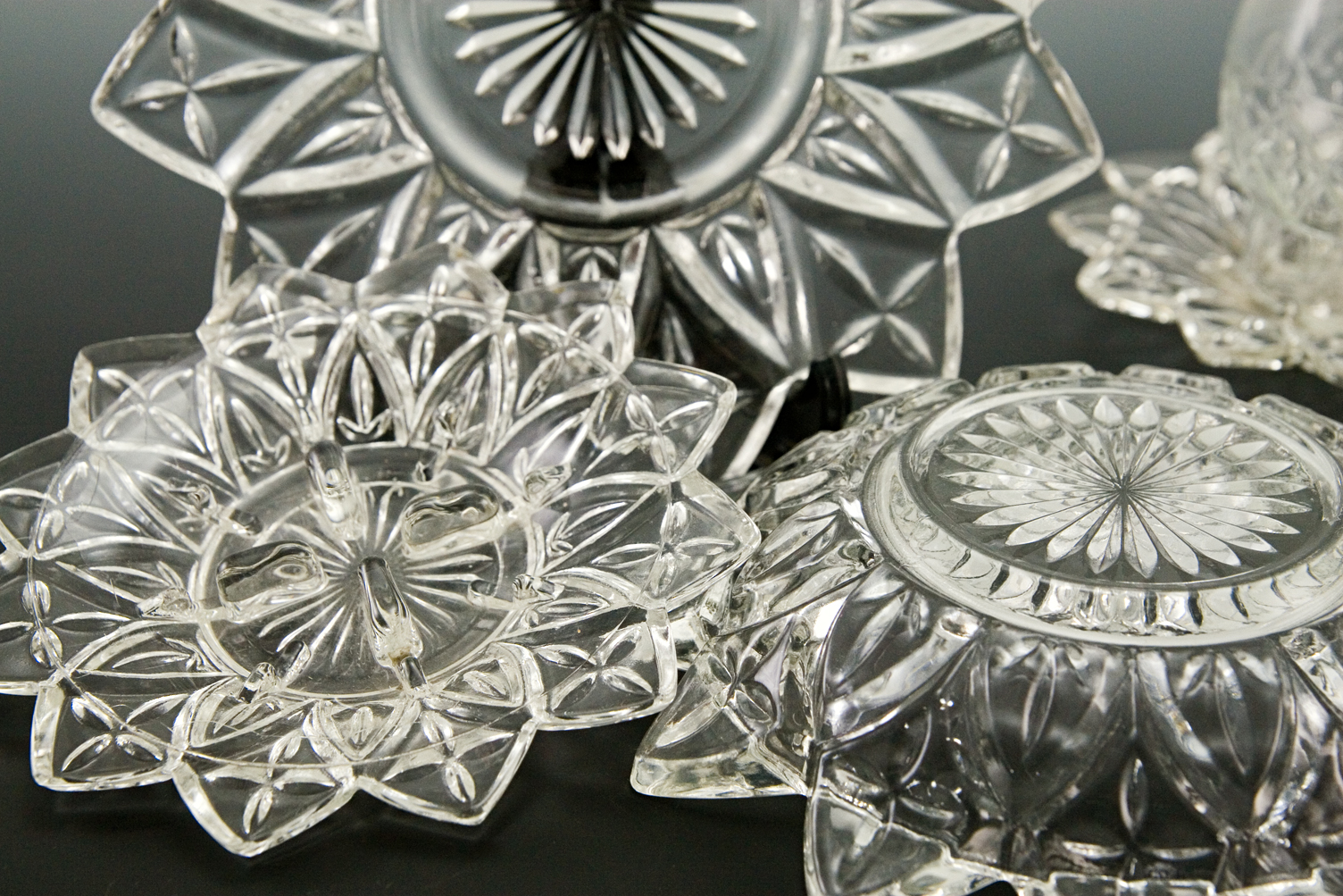 Federal Petal Glass Finger Lanterns and Lined Bowl - Image 4