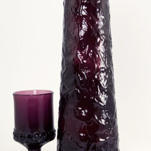 Big Retro Vintage Glass Vase in Grape Crinkle