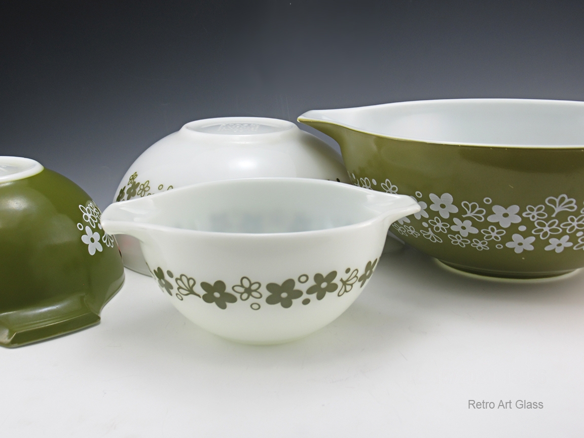 Vintage Pyrex Mixing Bowl Set Spring Blossom Crazy Daisy 441, 442, 443, 444 - Image 2