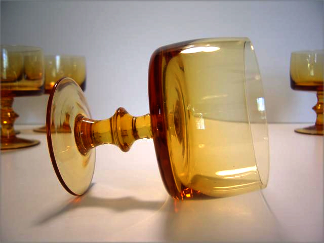 Retro Mod Blown Glass Cocktail Set - Image 4