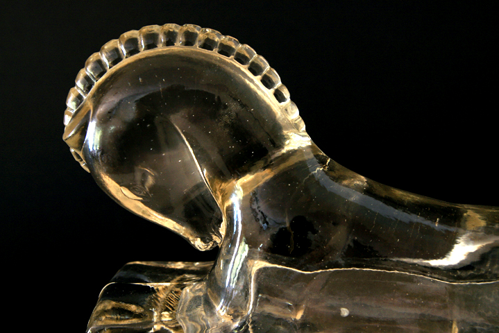 Charging Warhorse Depression Glass Bookend Set - Image 3