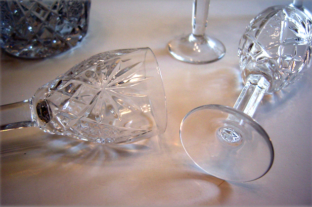 Depression Crystal Decanter with Wine Glasses Set - Image 4