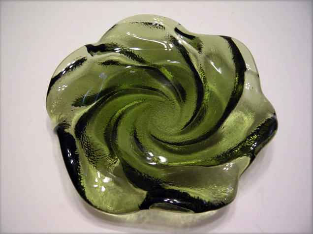 Fenton Art Glass Heavy Swirled Optic Dish