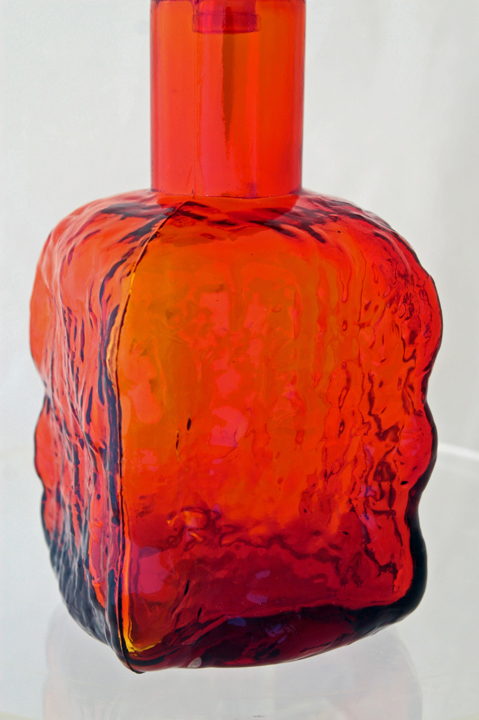 Retro Bark Glass Decanter in Hot Orange - Image 4